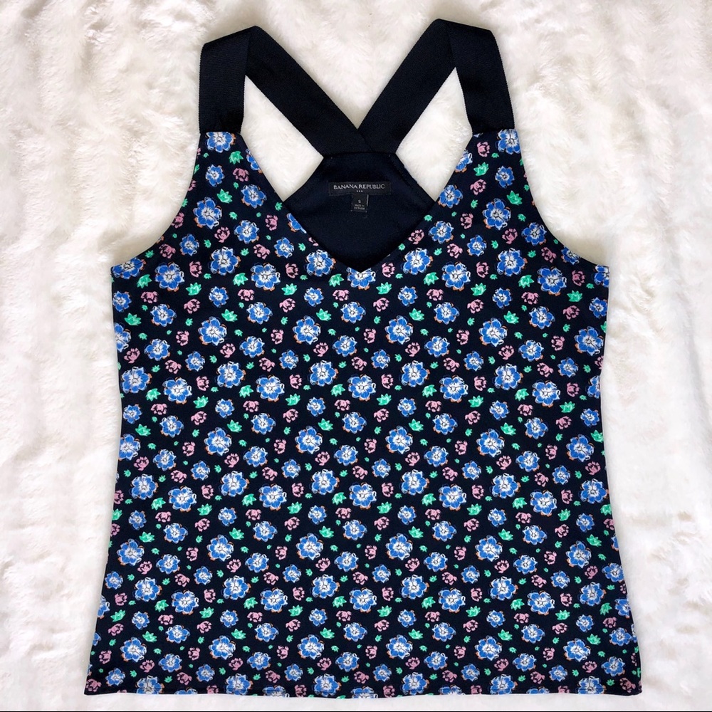 Banana Republic flower sleeveless top